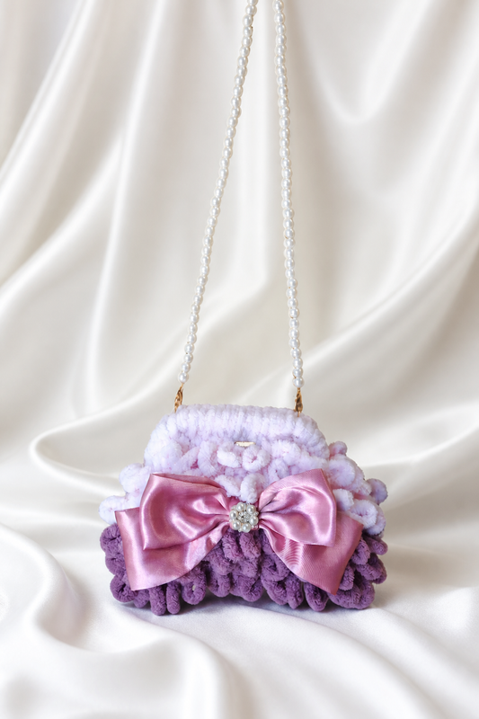 Petite Pearl -puffy mini bag