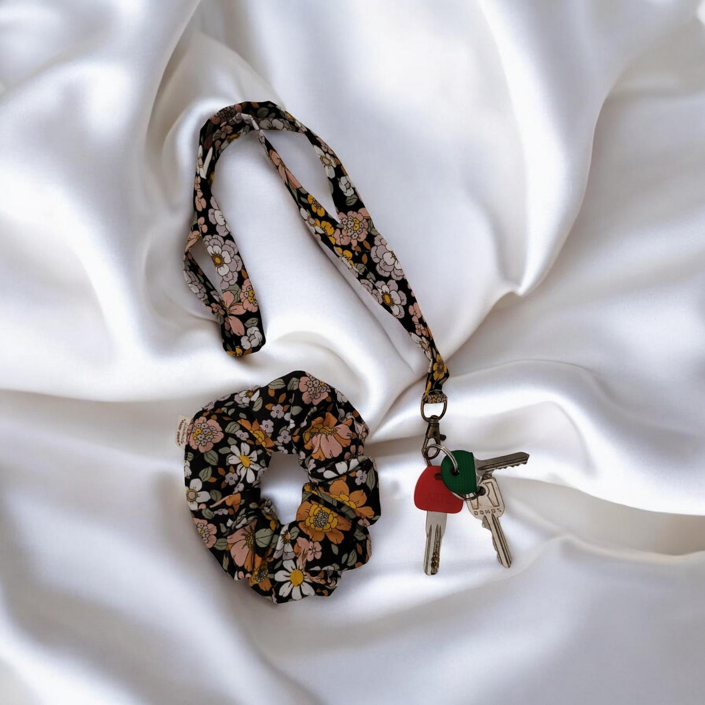 Floral Obsession - lanyard