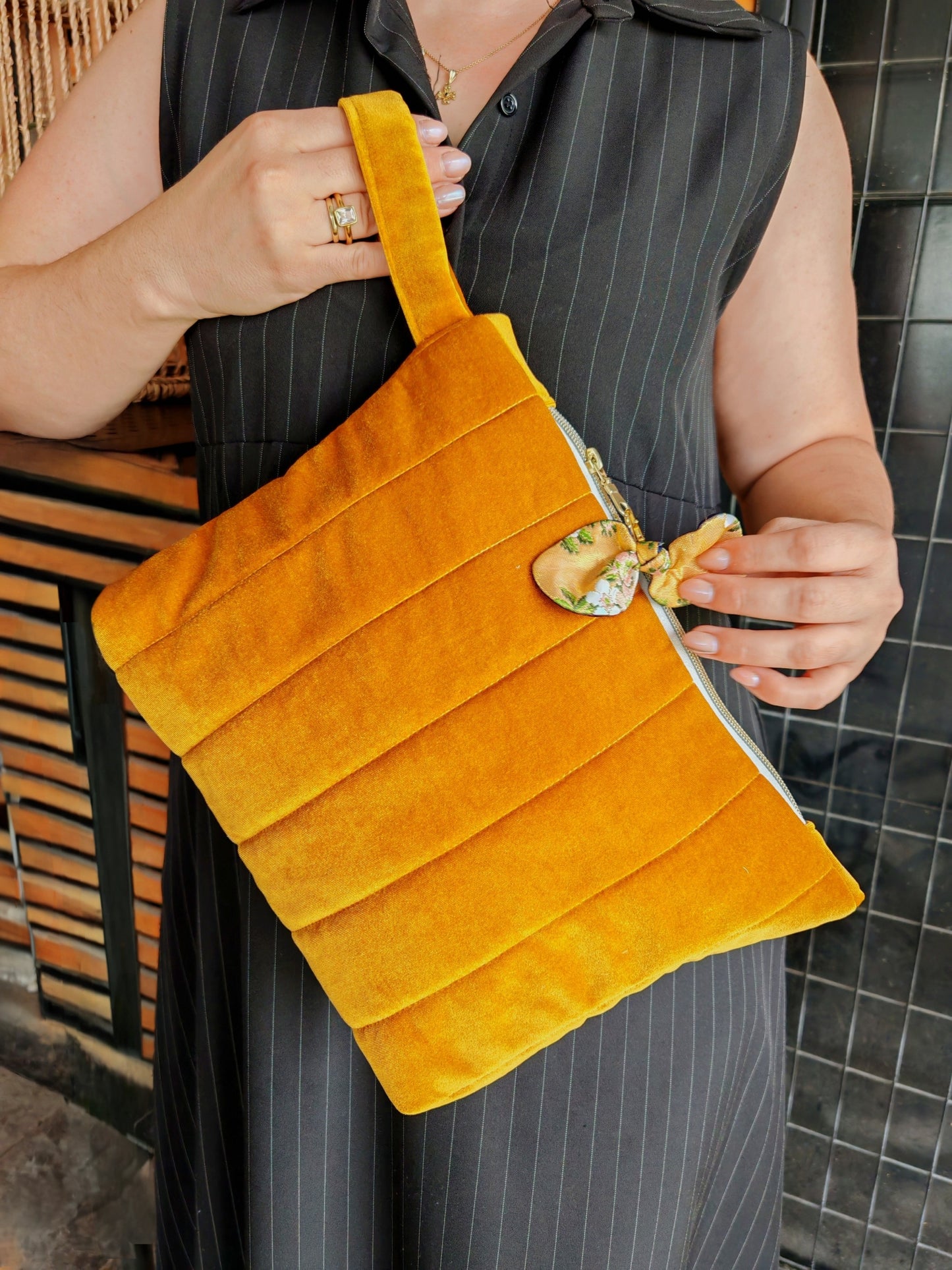AURELIA – Golden Mustard Velvet Bag