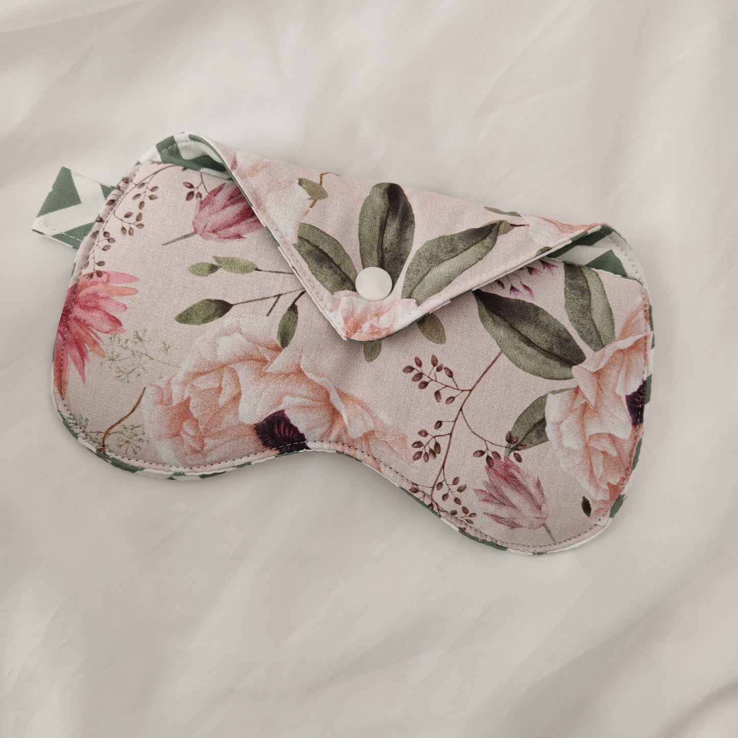 Soft Petals - Glasses Case Set