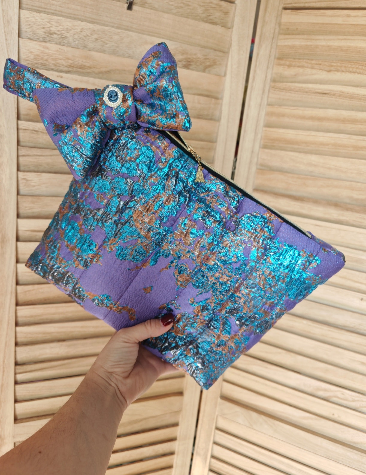 ÉCLAT BROCARD – Statement bag με Φιόγκο