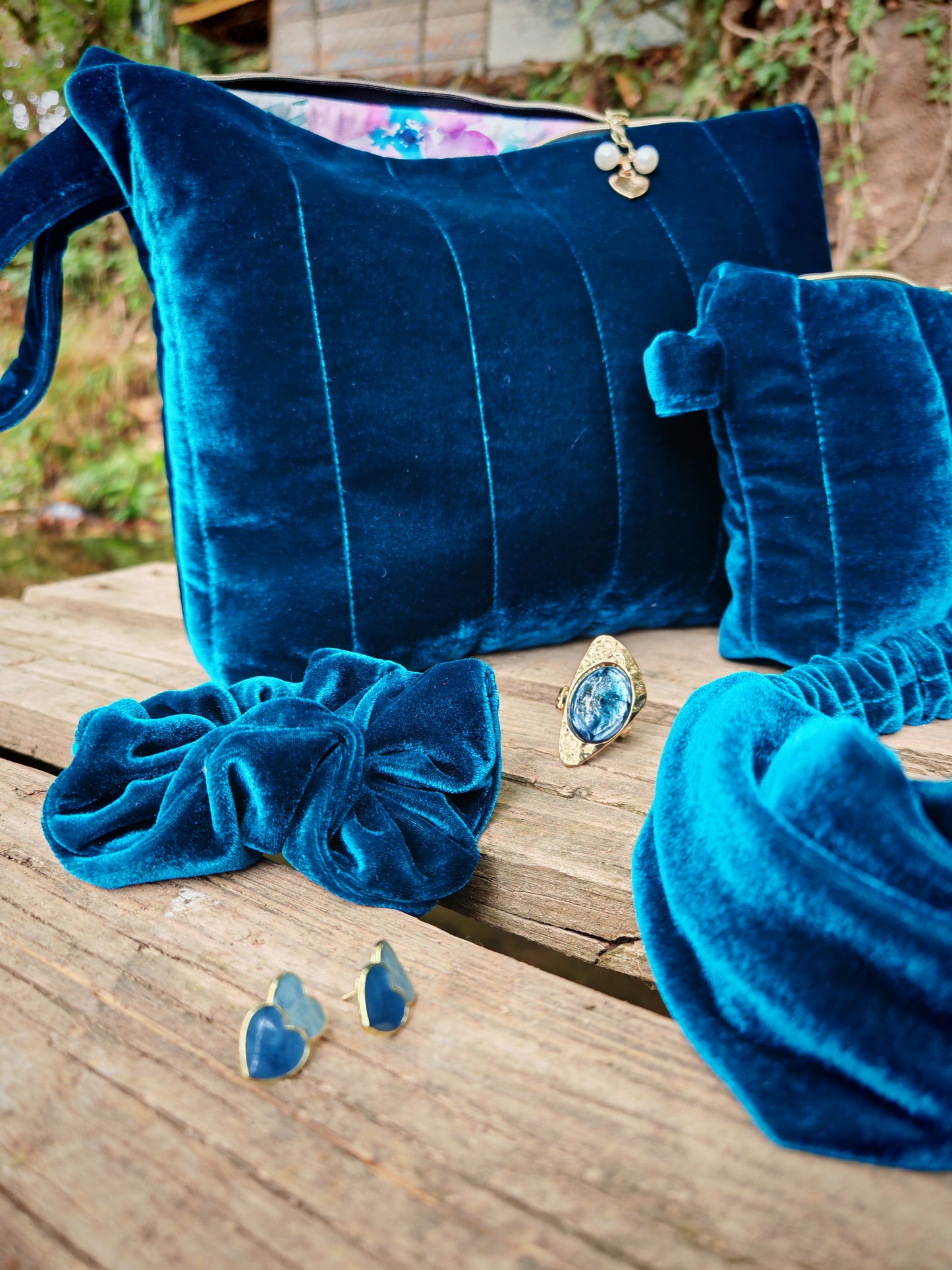CELESTE Velvet Bag – Petrol